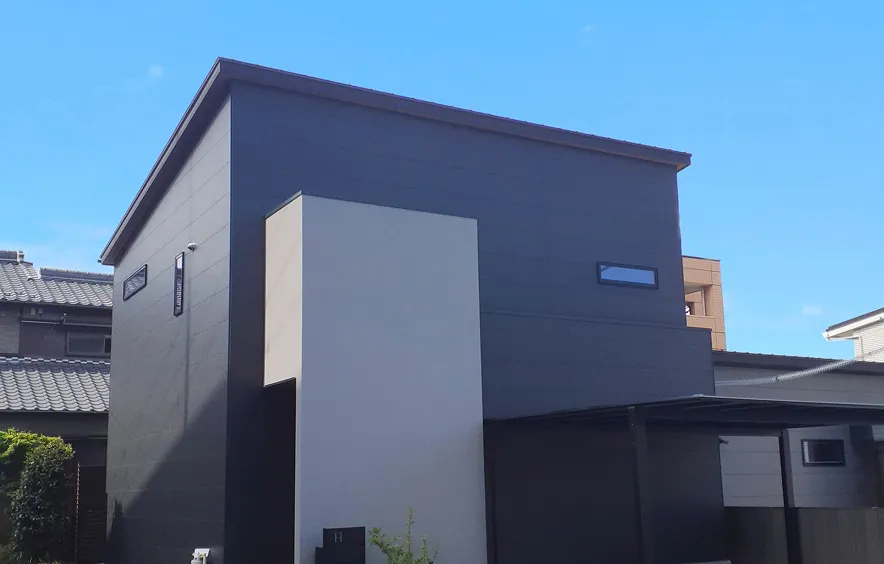 余白を大切にした家の画像